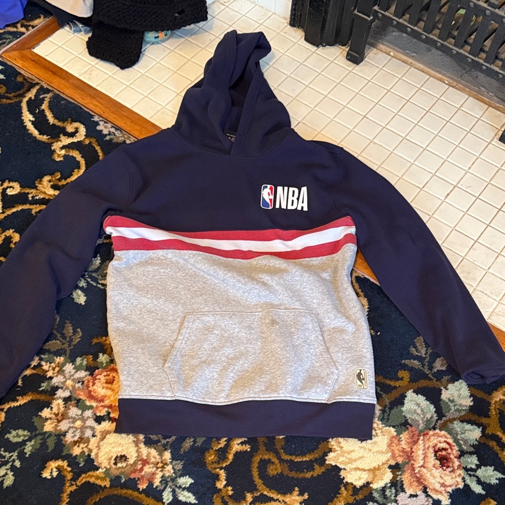 NBA Men's Navy, Gray, and Red hoodie- pre owned